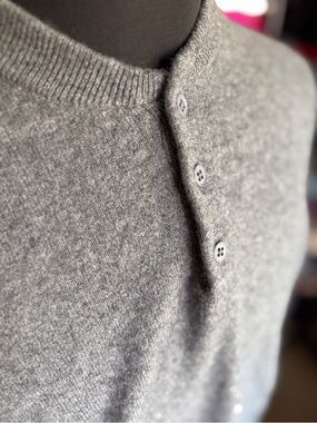 Men's Gray Button Henley Cashmere Sweater